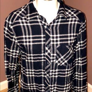 Women’s Plaid Button Down Shirt